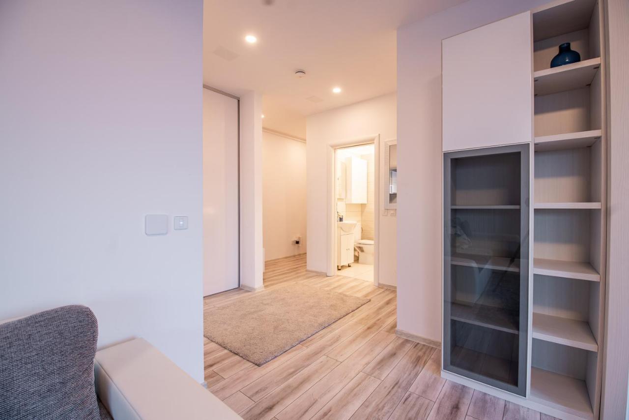 Luxury Westpark 2 Presidentialsuite With Lake View W4 Bucareste Exterior foto