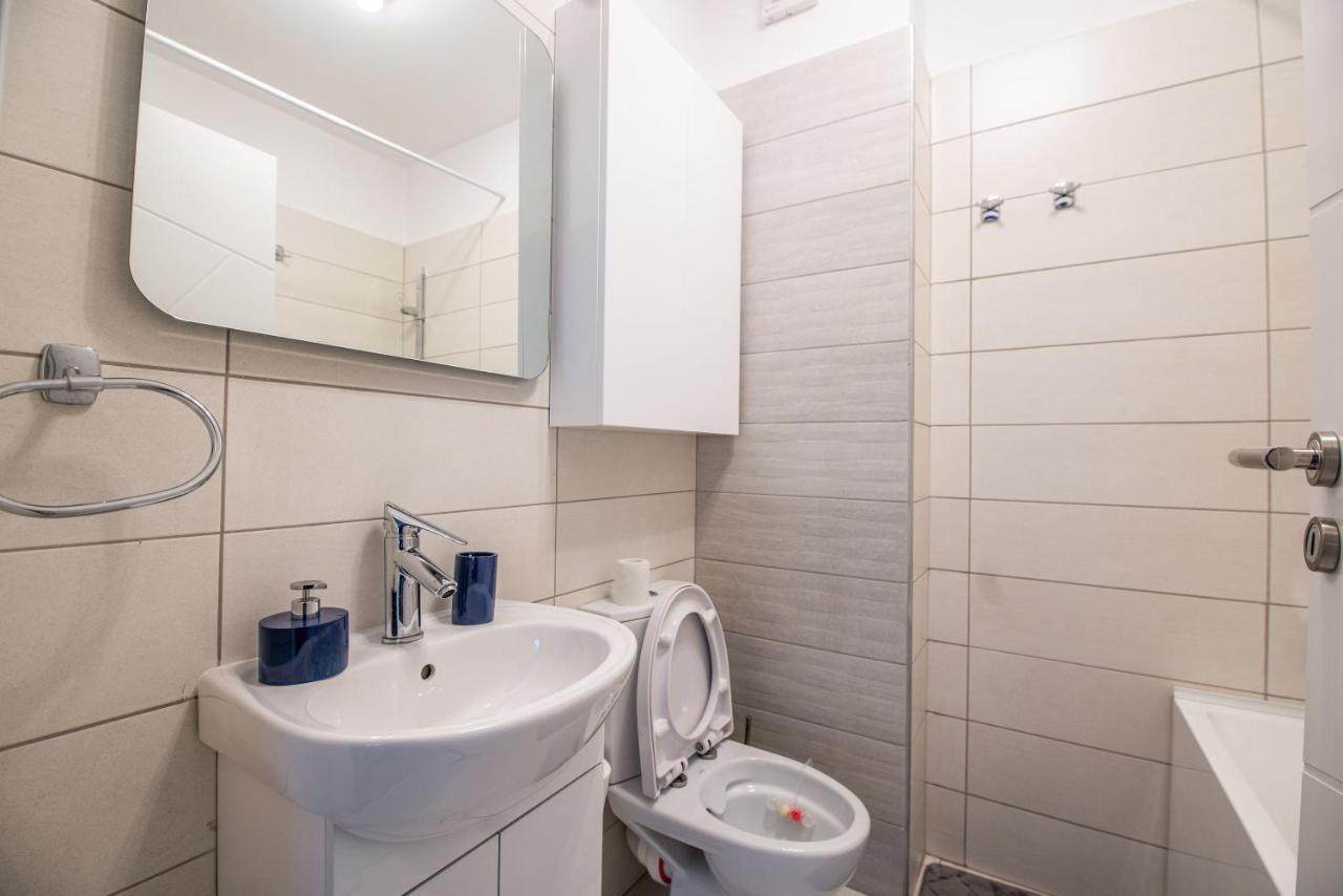 Luxury Westpark 2 Presidentialsuite With Lake View W4 Bucareste Exterior foto